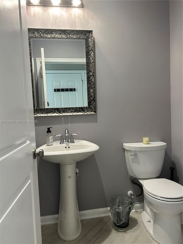 3057 Tortola Way, Hollywood, FL 33024