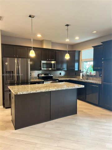 3057 Tortola Way, Hollywood, FL 33024