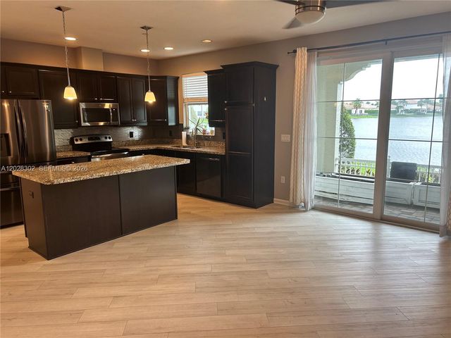 3057 Tortola Way, Hollywood, FL 33024