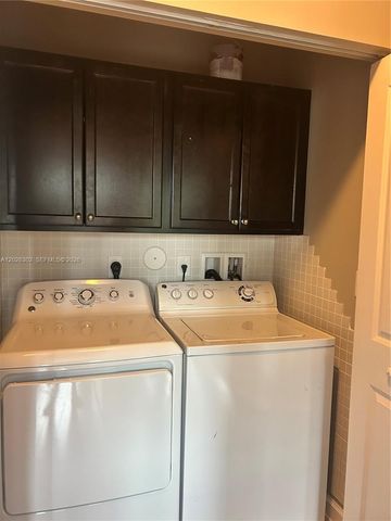3057 Tortola Way, Hollywood, FL 33024