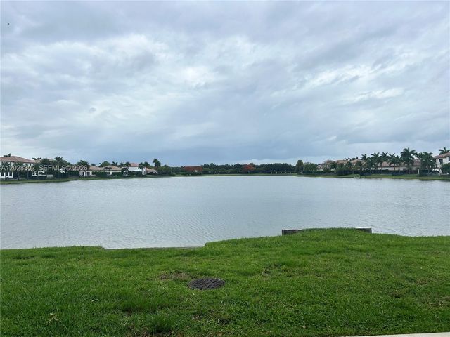 3057 Tortola Way, Hollywood, FL 33024