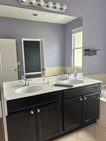 3057 Tortola Way, Hollywood, FL 33024