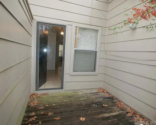 110, 112 & 114 Rim Rock Place, North Little Rock, AR 72116