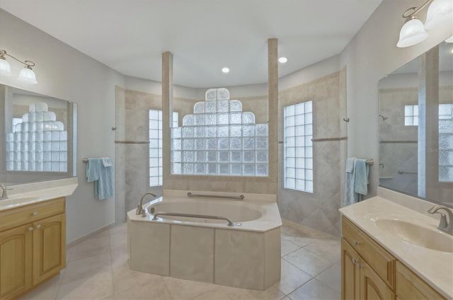 4967 WILD DAISY LANE, Venice, FL 34293