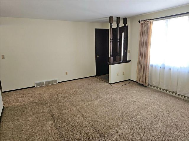 2704 David Street, Appleton, WI 54914