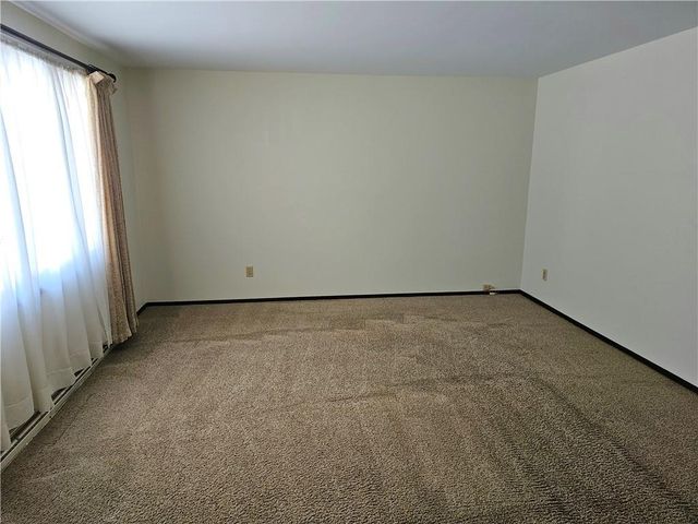 2704 David Street, Appleton, WI 54914