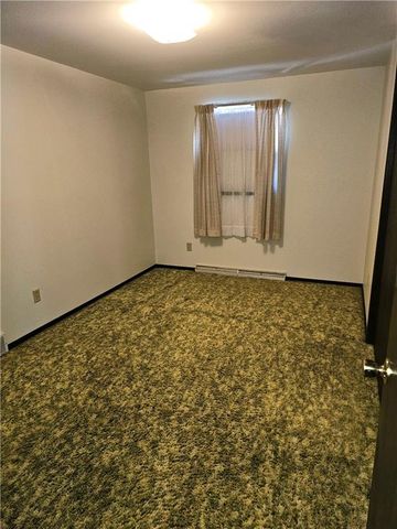 2704 David Street, Appleton, WI 54914