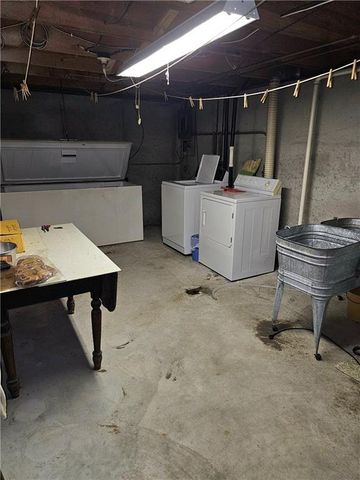 2704 David Street, Appleton, WI 54914