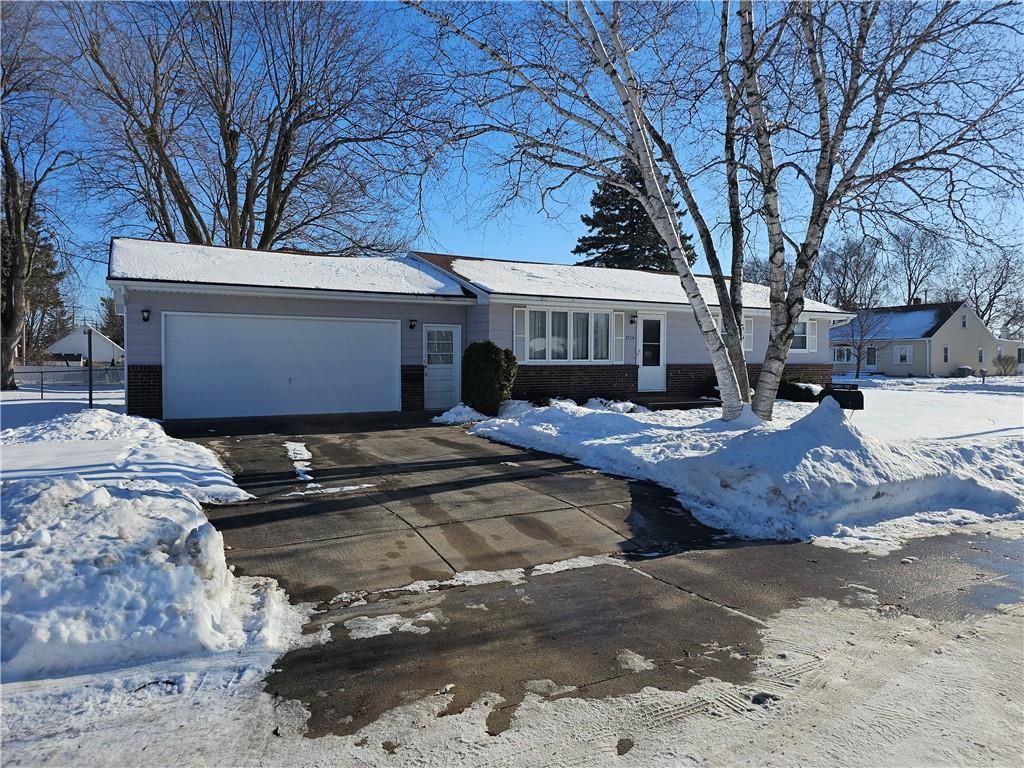 2704 David Street, Appleton, WI 54914