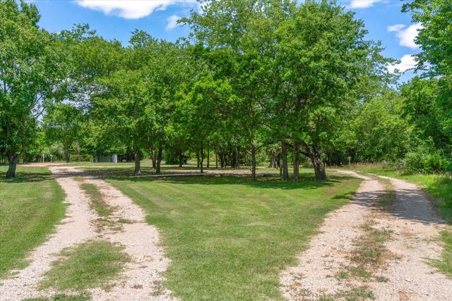 14076 County Road 318, Terrell, TX 75160