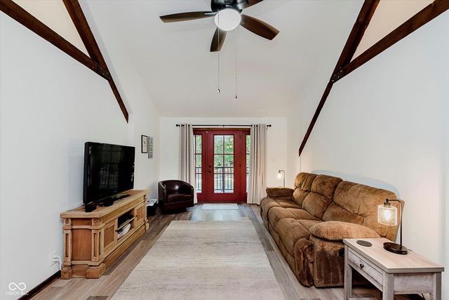 7825 E 500 S, Zionsville, IN 46077