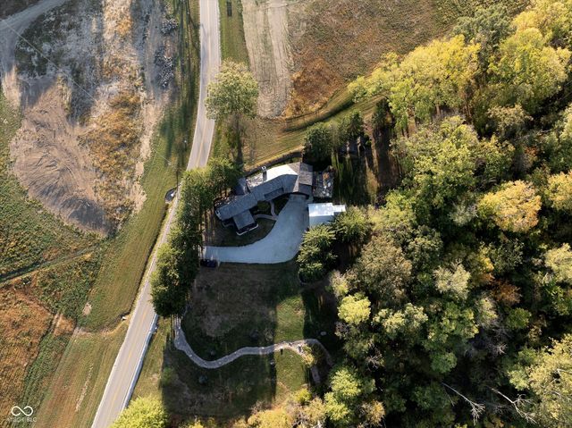 7825 E 500 S, Zionsville, IN 46077