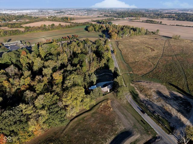 7825 E 500 S, Zionsville, IN 46077