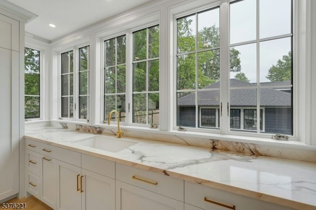 82 Watchung Ave, Montclair Twp., NJ 07043