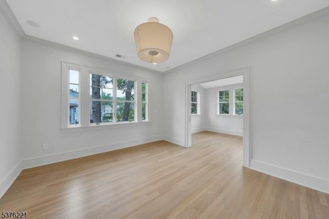 82 Watchung Ave, Montclair Twp., NJ 07043
