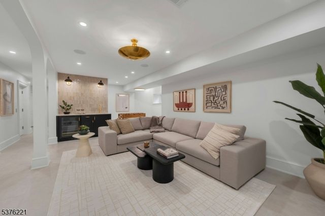 82 Watchung Ave, Montclair Twp., NJ 07043