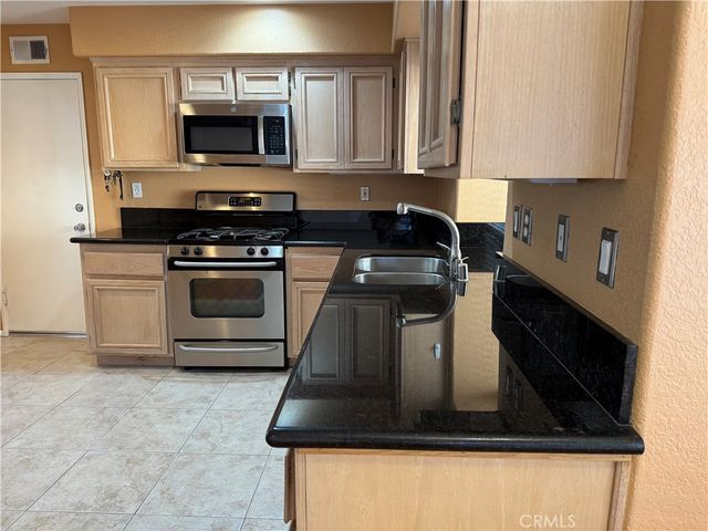 13 Channel Island, Aliso Viejo, CA 92656