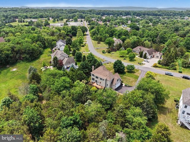 75 PALACE DR, Gettysburg, PA 17325