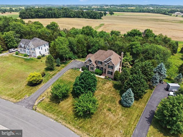 75 PALACE DR, Gettysburg, PA 17325