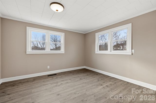 100 Boston Road, Taylorsville, NC 28681