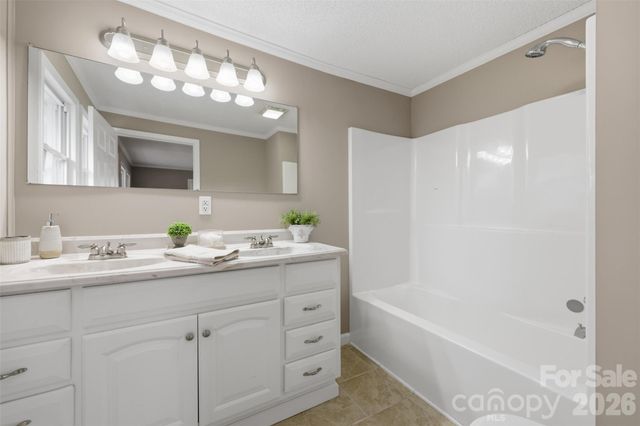 100 Boston Road, Taylorsville, NC 28681