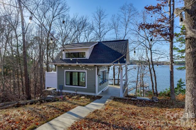 2207C Horton Cove Lake Water Road, Camden, SC 29020