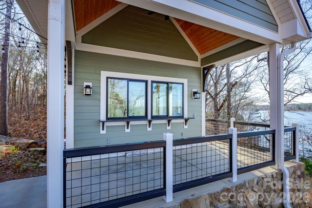 2207C Horton Cove Lake Water Road, Camden, SC 29020