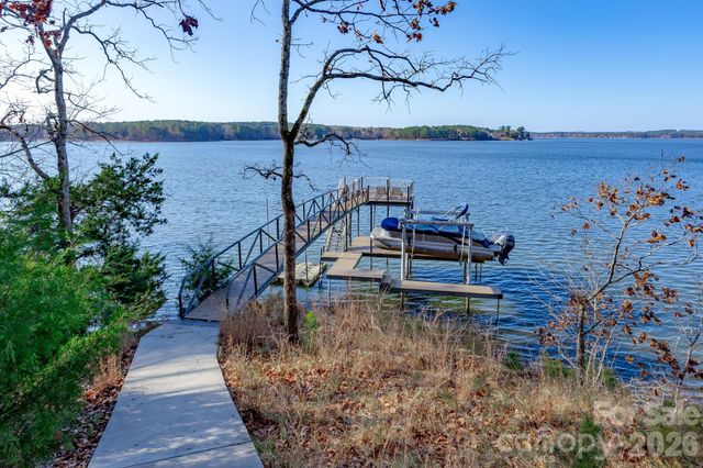 2207C Horton Cove Lake Water Road, Camden, SC 29020
