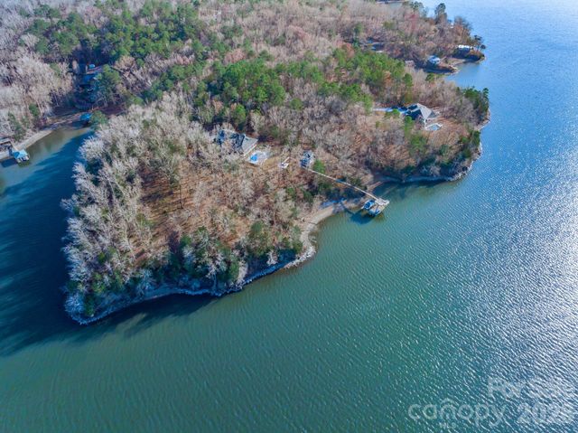 2207C Horton Cove Lake Water Road, Camden, SC 29020