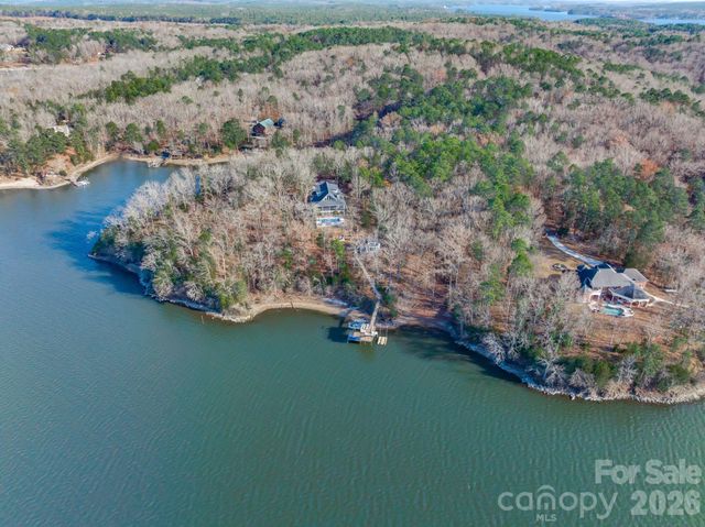 2207C Horton Cove Lake Water Road, Camden, SC 29020