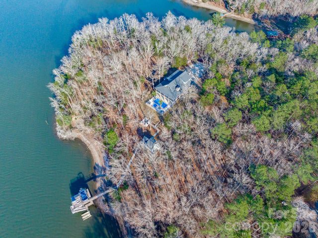 2207C Horton Cove Lake Water Road, Camden, SC 29020