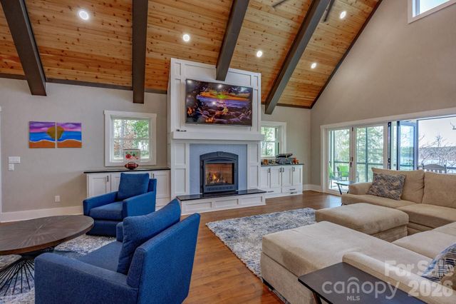 2207C Horton Cove Lake Water Road, Camden, SC 29020