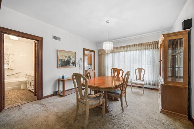 19580 Glenwood Road, Chicago Heights, IL 60411