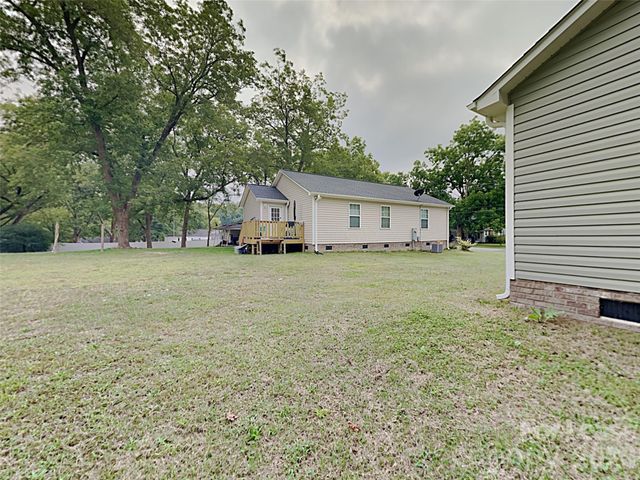 1217 Martin Luther King Jr Avenue, Kannapolis, NC 28083