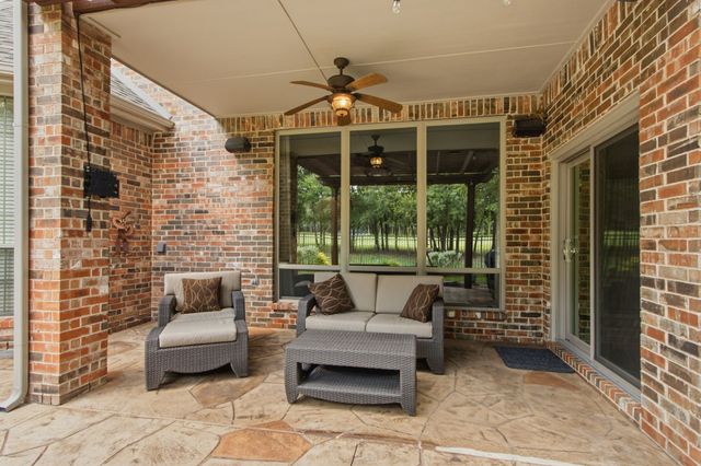 8504 Jefferson Way, Lantana, TX 76226