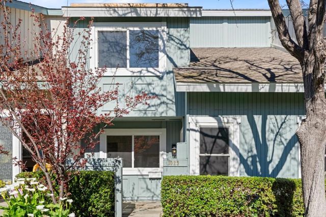 1023 Lark Lane, Foster City, CA 94404