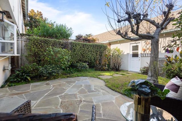 1023 Lark Lane, Foster City, CA 94404