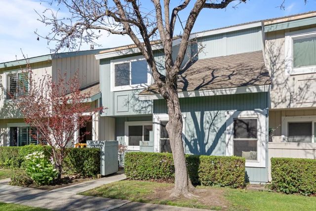 1023 Lark Lane, Foster City, CA 94404