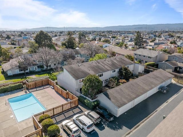 1023 Lark Lane, Foster City, CA 94404