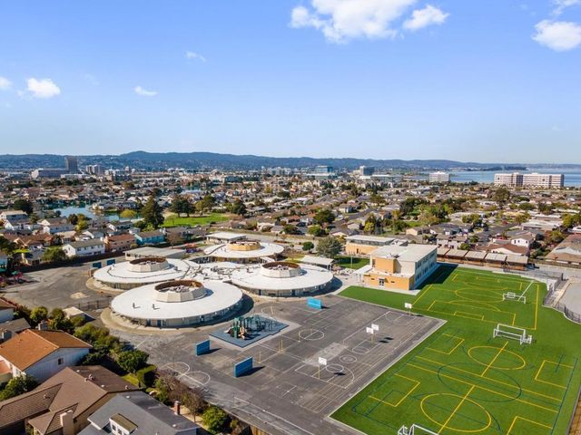 1023 Lark Lane, Foster City, CA 94404