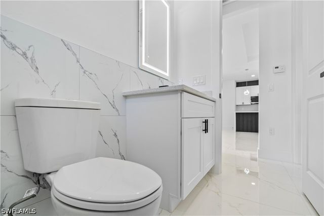 1113 Enrique ST E, Lehigh Acres, FL 33974