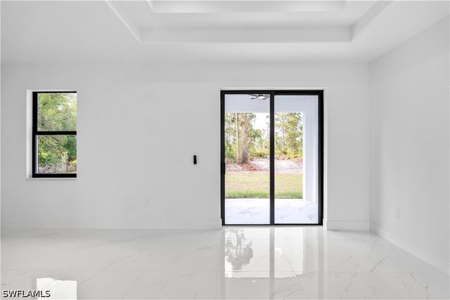 1113 Enrique ST E, Lehigh Acres, FL 33974