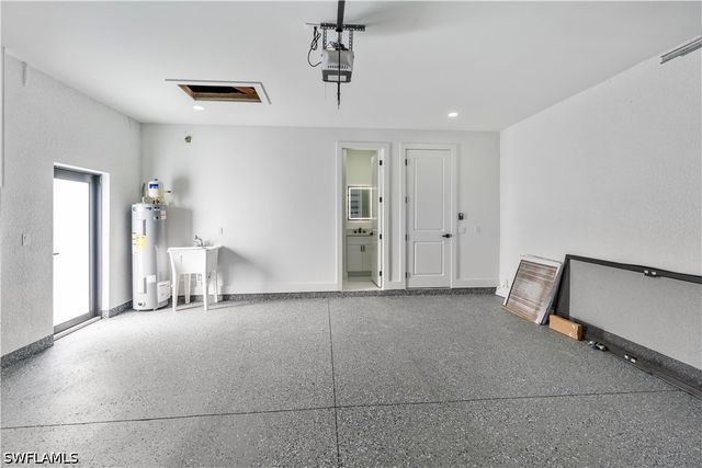 1113 Enrique ST E, Lehigh Acres, FL 33974