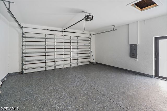 1113 Enrique ST E, Lehigh Acres, FL 33974