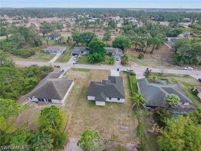 1113 Enrique ST E, Lehigh Acres, FL 33974