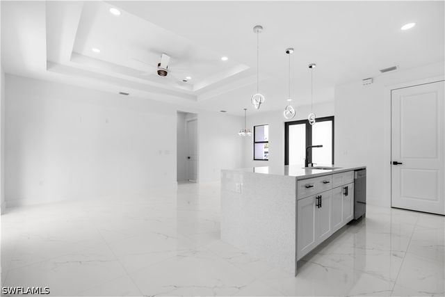 1113 Enrique ST E, Lehigh Acres, FL 33974