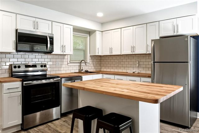14314 Southfield Freeway, Detroit, MI 48223