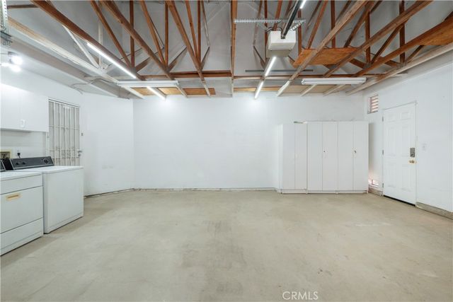 5824 Thornhill Drive, Riverside, CA 92507