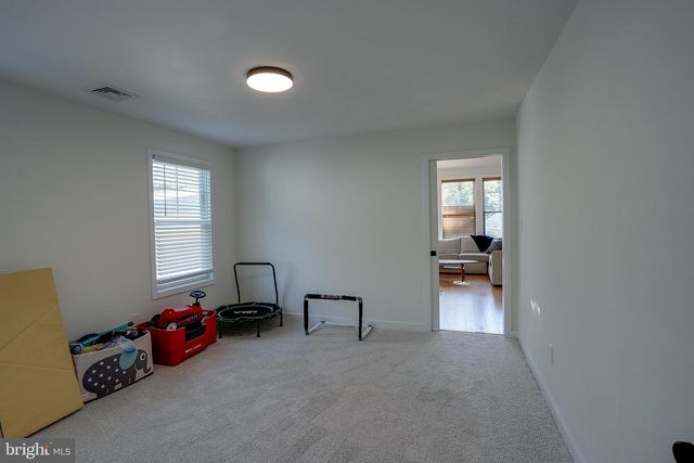 306 HIGH ST, Moorestown, NJ 08057