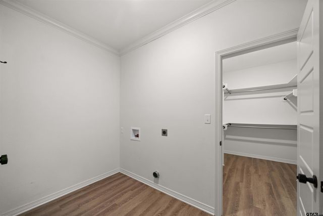 2716 Royal Village Way, Tyler, TX 75701